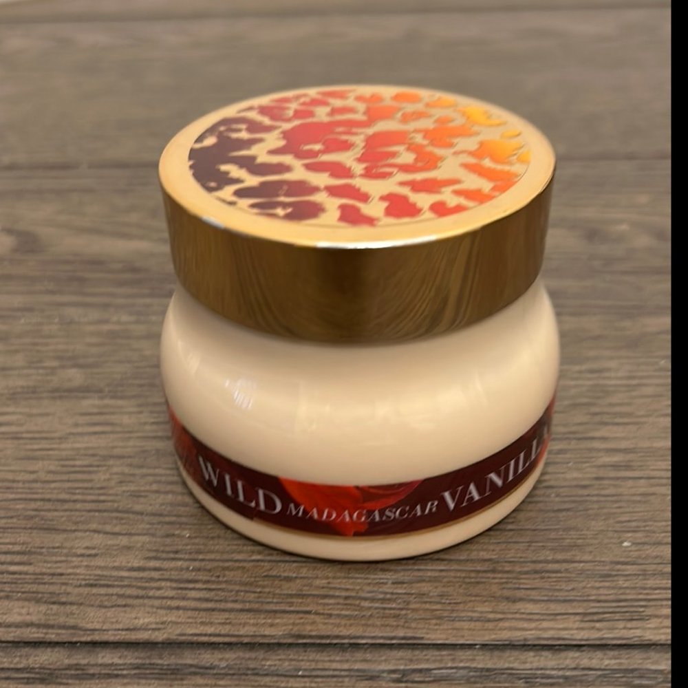 NWT Bath and body works Madagascar vanilla bean body souffle discontinued